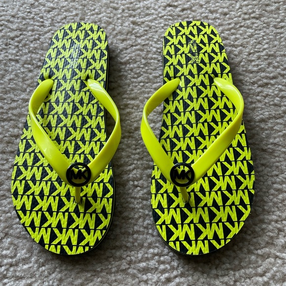 MICHAEL Michael Kors Shoes - Michael Kors Eva Flip Flops NWOT